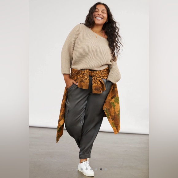 Anthropologie Kendall Cropped Sweater - Picture 2 of 6